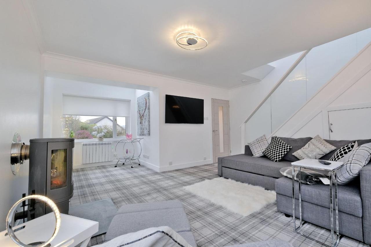 Contemporary Highland House Close To Town And Ben Nevis Fort William Zewnętrze zdjęcie