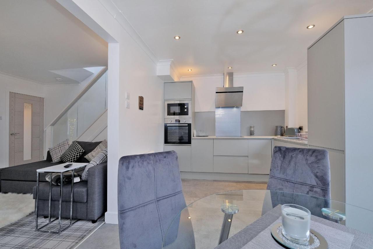 Contemporary Highland House Close To Town And Ben Nevis Fort William Zewnętrze zdjęcie