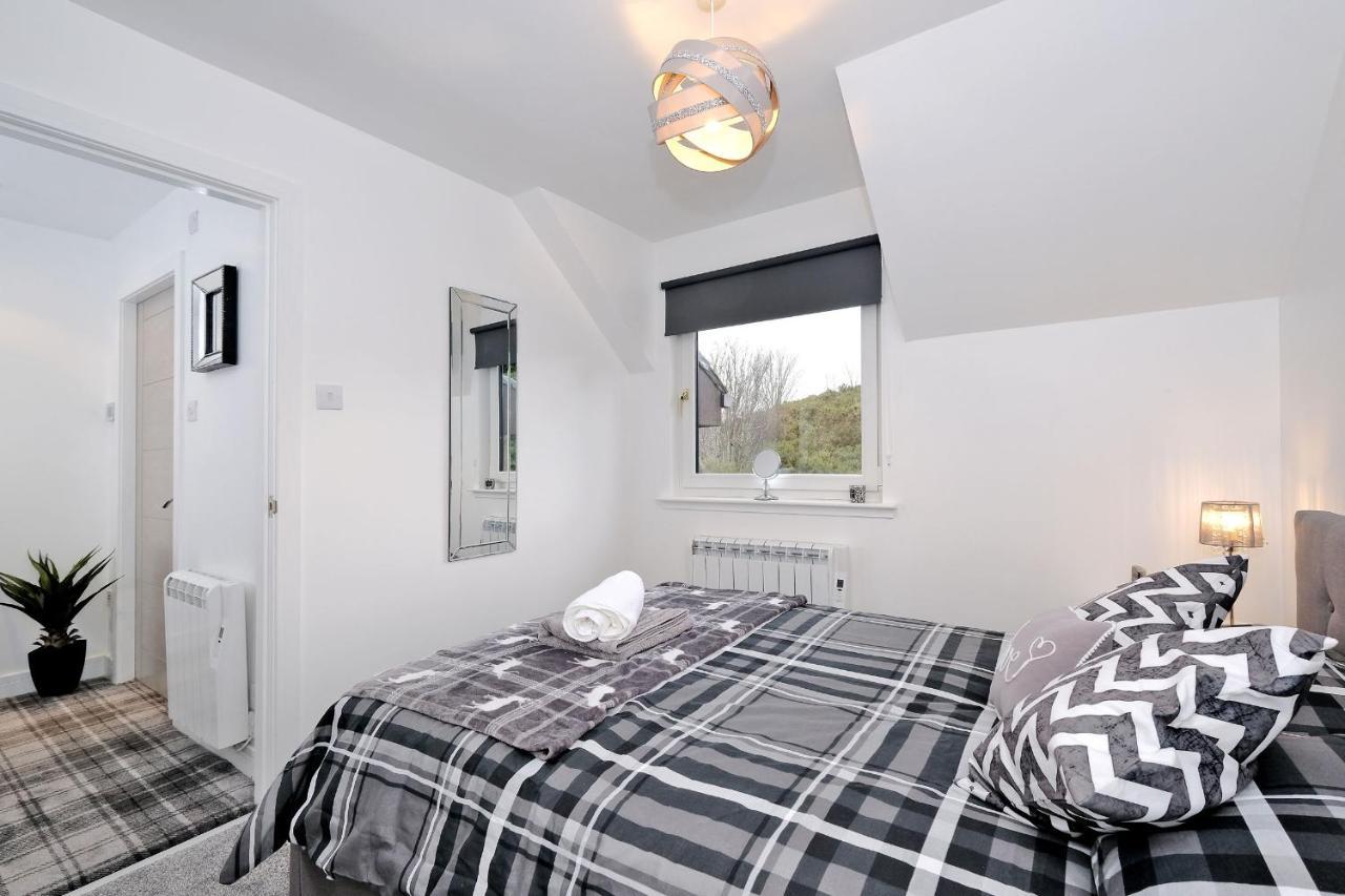 Contemporary Highland House Close To Town And Ben Nevis Fort William Zewnętrze zdjęcie